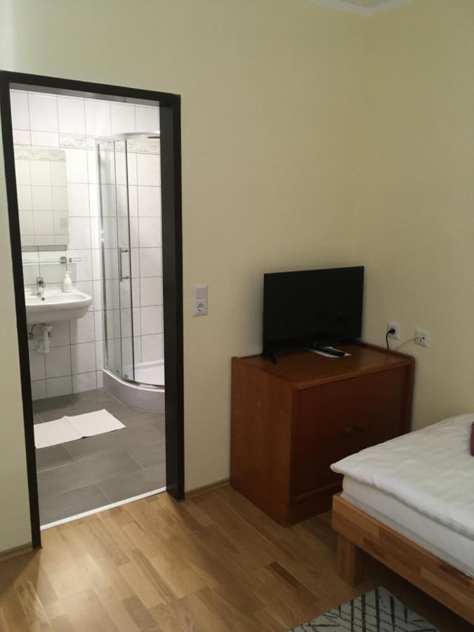 Lindenhof Ybbs Bed and Breakfast Ybbs an der Donau Εξωτερικό φωτογραφία